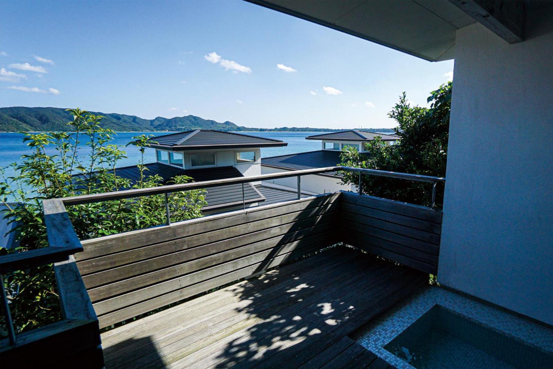 Miru Amami Hotel Tatsugo Buitenkant foto
